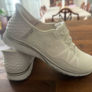 Skechers White Slip-On Sneakers with Cushioned Sole NWOT